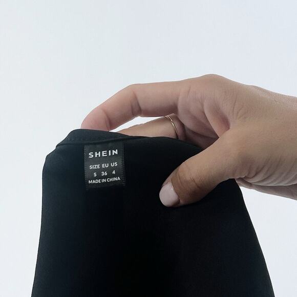 Women’s Black Fringe V-neckline Western Tank Top Size Small - Picture 3 of 3